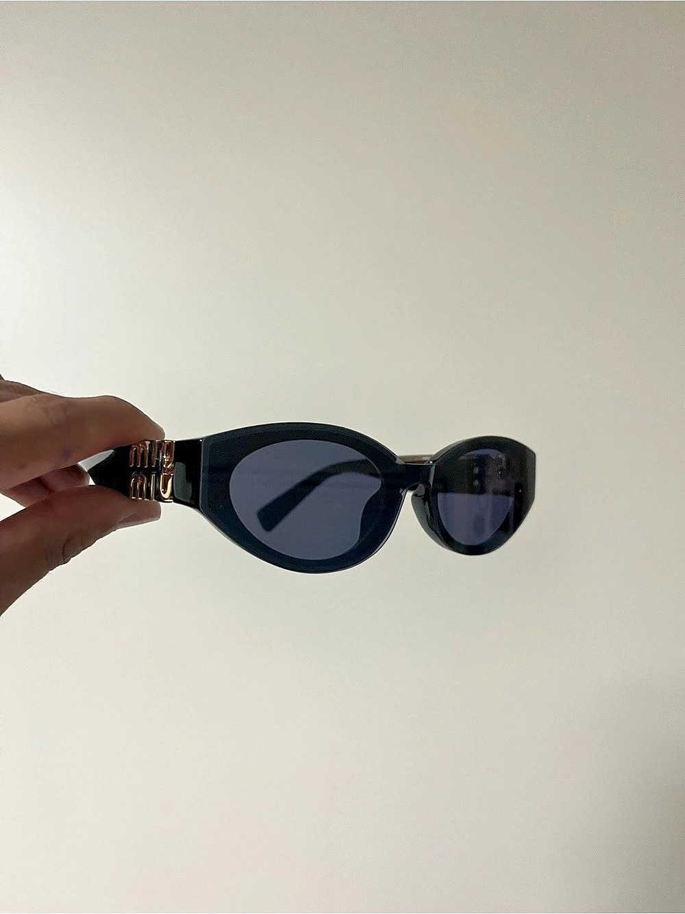 Miu MU B09S Oval Sunglasses Black